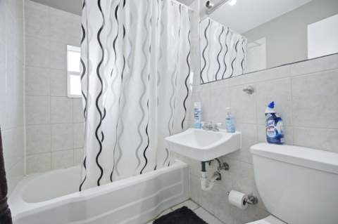 2120 Taylor Street, Hollywood FL - photo 8 of 30