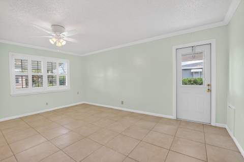 920 South Drive #A, Delray Beach FL - photo 17 of 39