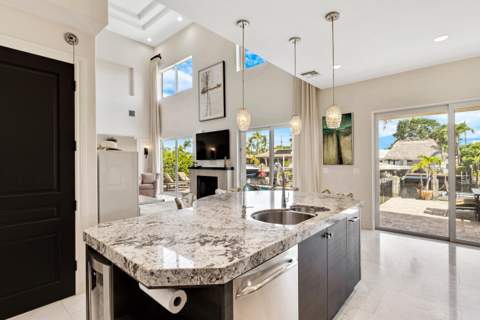 2461 SE 10th Street, Pompano Beach FL - photo 11 of 57