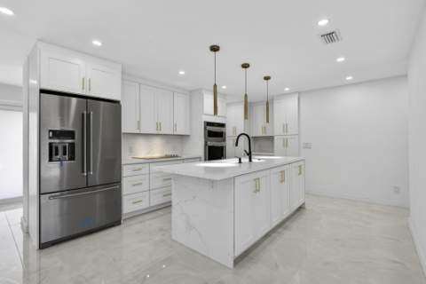 12890 Guilford Circle, Wellington FL - photo 19 of 74