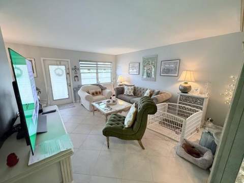284 Grantham F, Deerfield Beach FL - photo 14 of 53
