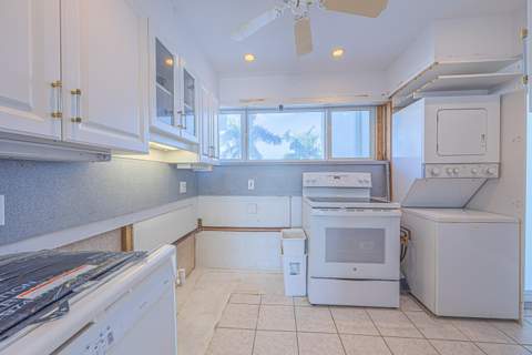 500 SE 21st Avenue #403, Deerfield Beach FL - photo 11 of 35