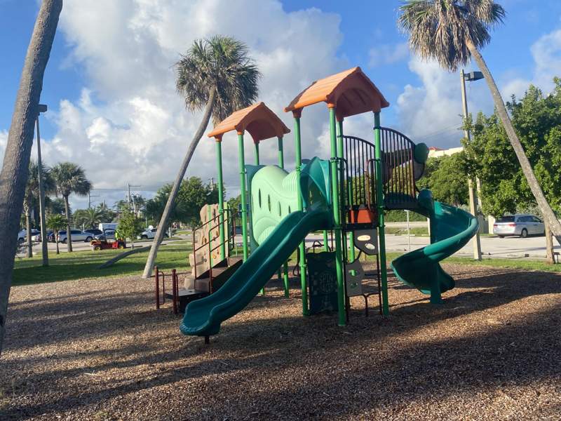 2 bedroom Condominium at 4201 S Ocean Boulevard #K3, Palm Beach Villas Condo, South Palm Beach — photo 4