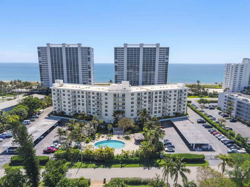 2 bedroom Condominium at 2851 S Ocean Boulevard #3 P, Patrician Condo, Boca Raton — photo 1