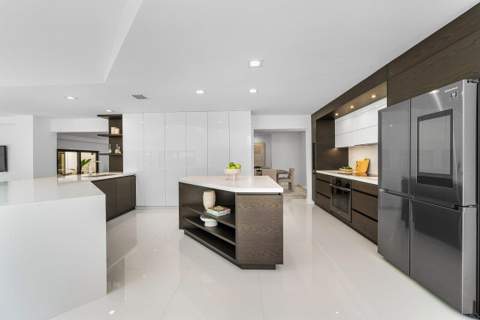 1648 Breakers West Boulevard, West Palm Beach FL - photo 18 of 64