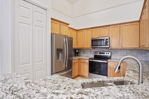 7084 Torrey Pines Circle, Port St. Lucie FL - photo 8 of 50