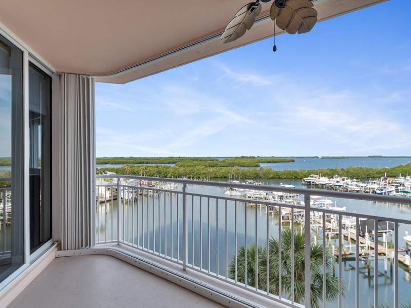 2 bedroom Condominium at 5167 N Highway A1a Highway #504, Ocean Harbour Tower Condominium E, Fort Pierce — photo 4