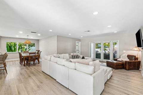 106 Periwinkle Drive, Hypoluxo FL - photo 8 of 62