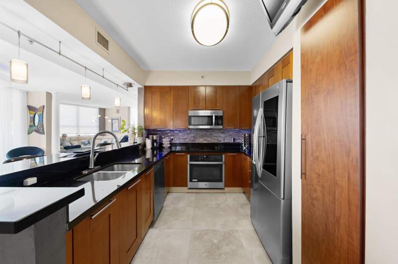 3 bedroom Condominium at 350 SE 2nd Street #1870, 350 Las Olas Place, Fort Lauderdale — photo 4
