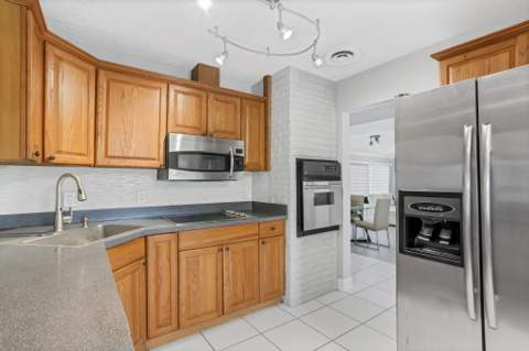 1701 NE 63rd Court, Fort Lauderdale FL - photo 9 of 34