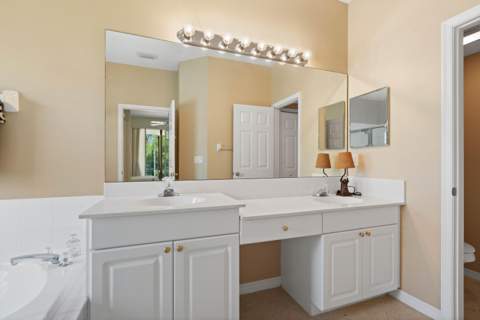 3716 NW Deer Oak Drive, Jensen Beach FL - photo 15 of 43