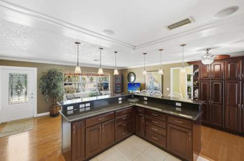 108 Carlisle Lane, Port St. Lucie FL - photo 13 of 63