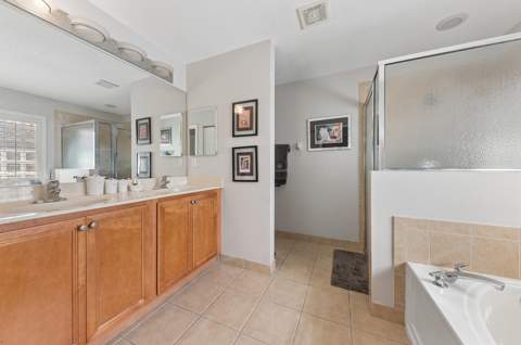 5318 Vernio Lane, Boynton Beach FL - photo 9 of 34