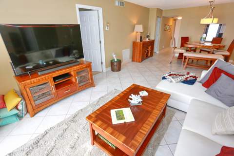 801 N Ocean Boulevard #803, Pompano Beach FL - photo 17 of 40