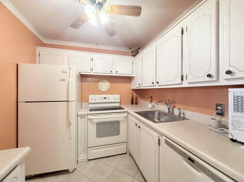 165 Tilford H #165, Deerfield Beach FL - photo 10 of 38