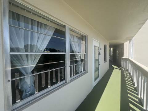 392 Grantham F #392, Deerfield Beach FL - photo 15 of 42