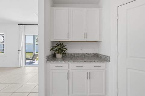 4633 SW Savona Boulevard, Port St. Lucie FL - photo 7 of 55