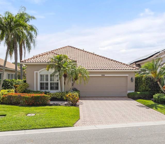 1009 Diamond Head Way