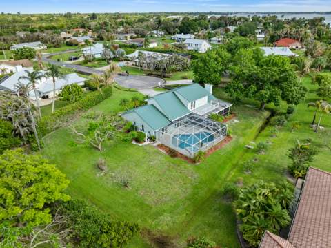 2415 NW Cove View, Stuart FL - photo 8 of 54
