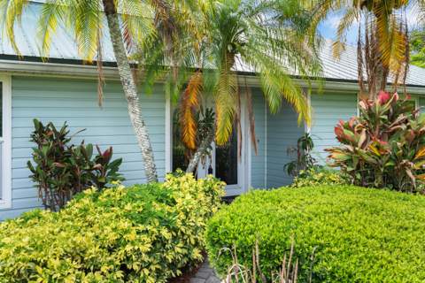 2415 NW Cove View, Stuart FL - photo 17 of 54