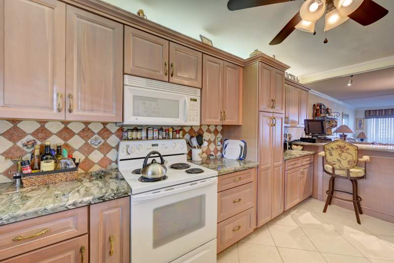 2 bedroom Condominium at 401 Briny Avenue #708, Christopher House Condo Apts, Pompano Beach — photo 4