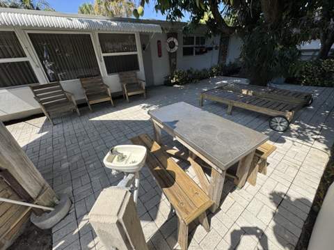 2560 NE 20th Street, Pompano Beach FL - photo 23 of 24