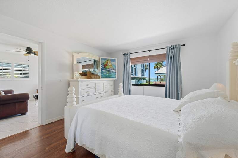 2 bedroom Condominium at 1300 Seaway Drive #C1, La Entrada Del Mar Condominium, Hutchinson Island — photo 4