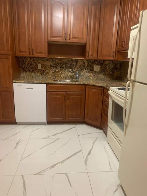 4821 NW 22nd Court #100, Lauderhill FL - photo 10 of 26