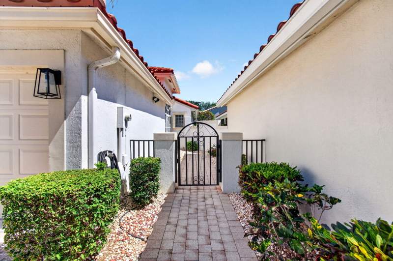 3 bedroom Single Family Residence at 7169 Foxworth Court, Cascades, Boynton Beach — photo 3