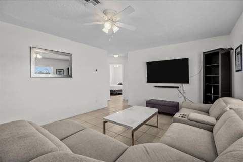 1549 SE Minorca Avenue, Port St. Lucie FL - photo 7 of 36