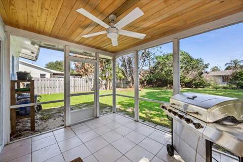1549 SE Minorca Avenue, Port St. Lucie FL - photo 22 of 36