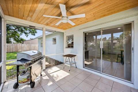 1549 SE Minorca Avenue, Port St. Lucie FL - photo 23 of 36