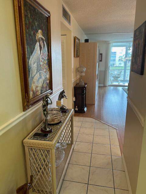 2 bedroom Condominium at 324 SE 10th Street #207, Meadowbrook Lakes Condo, Dania Beach — photo 4