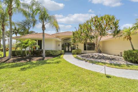 8667 Steeplechase Drive, Palm Beach Gardens FL - photo 8 of 128