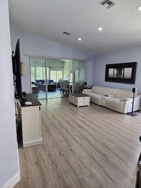 3963 Redondo Court, Boca Raton FL - photo 13 of 28