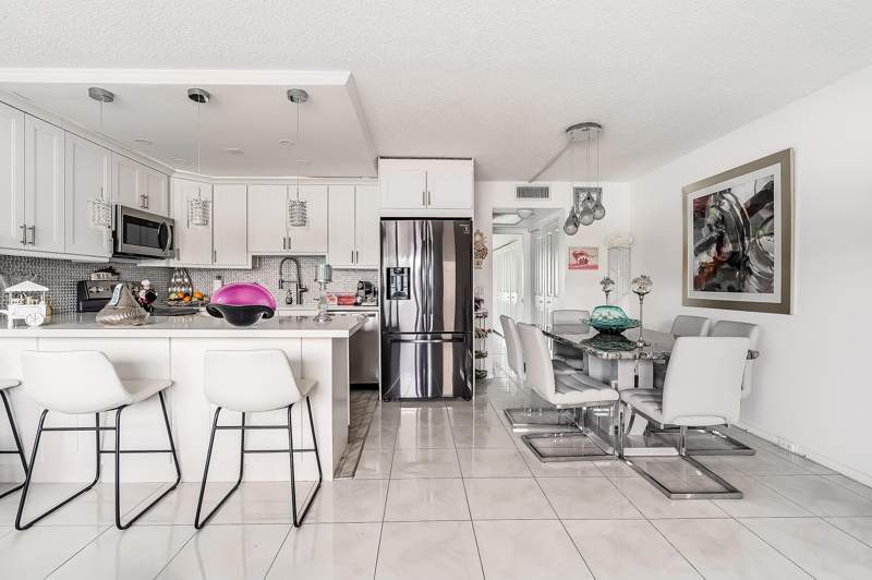 1 bedroom Condominium at 1012 Lincoln #1012, Lincoln At Century Village Condo, Boca Raton — photo 2