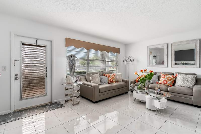 1 bedroom Condominium at 1012 Lincoln #1012, Lincoln At Century Village Condo, Boca Raton — photo 3