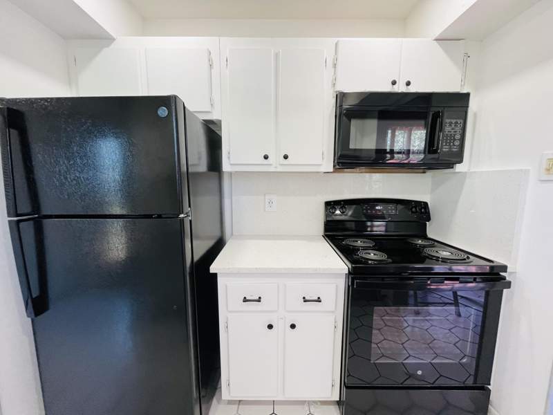 2 bedroom Condominium at 11 Golfs Edge E #E, Golfs Edge Condos A Thru G, West Palm Beach — photo 3