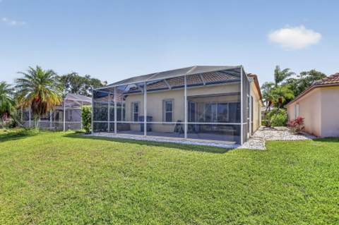 2097 Bonisle Circle, Riviera Beach FL - photo 24 of 36