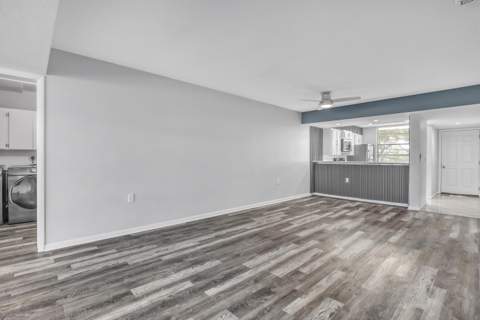 3650 Whitehall Drive #201, West Palm Beach FL - photo 10 of 34