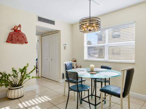 202 Brittany E, Delray Beach FL - photo 8 of 20