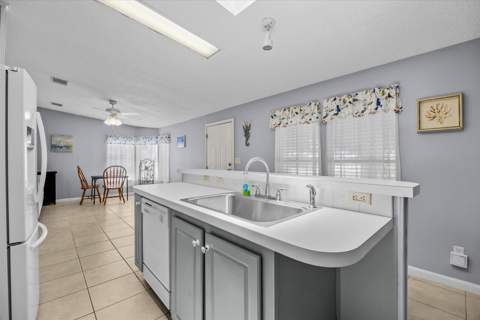 3800 Spatterdock Lane, Port St. Lucie FL - photo 9 of 45