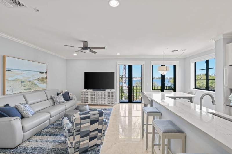 3 bedroom Townhouse at 920 Via Villagio, Villagio Del Mar, Hypoluxo — photo 3