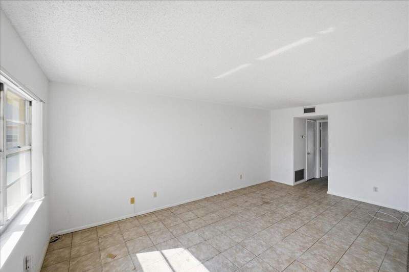 1 bedroom Condominium at 28 Lake Vista Trail #105, Vista St. Lucie, Port St. Lucie — photo 4