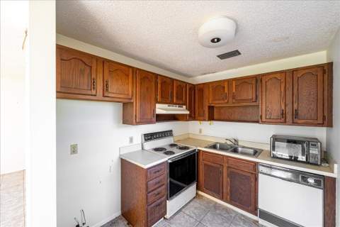 28 Lake Vista Trail #105, Port St. Lucie FL - photo 6 of 26