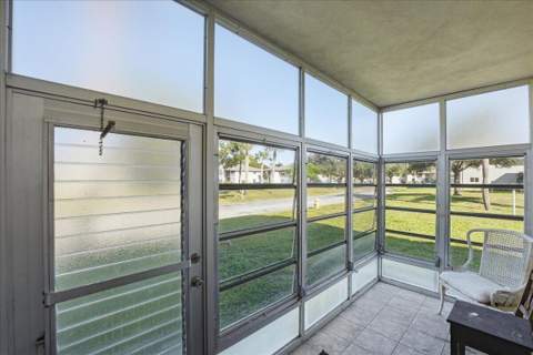 28 Lake Vista Trail #105, Port St. Lucie FL - photo 16 of 26