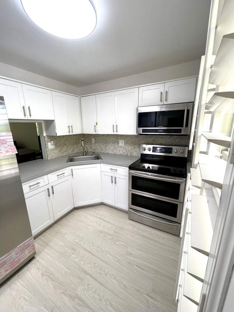 1 bedroom Condominium at 5980 NW 64th Avenue #305, Bermuda Club One Condo, Tamarac — photo 2
