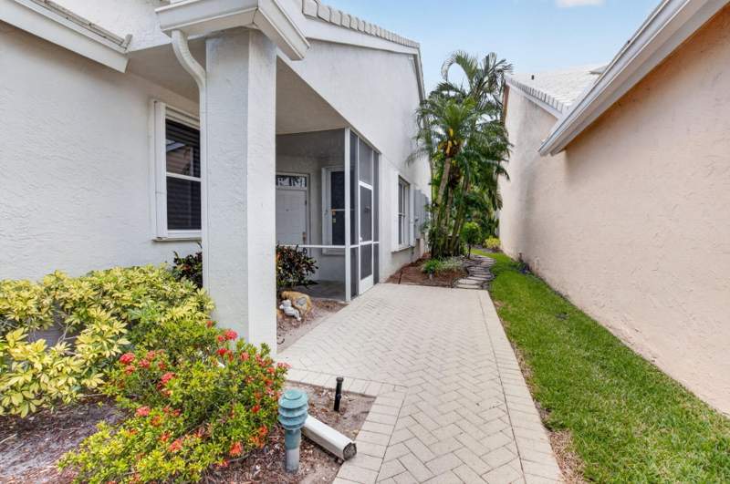 3 bedroom Single Family Residence at 8223 Horseshoe Bay Road, Aberdeen 13, Boynton Beach — photo 4