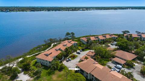 2516 NW Seagrass Drive #8b, Palm City FL - photo 11 of 51