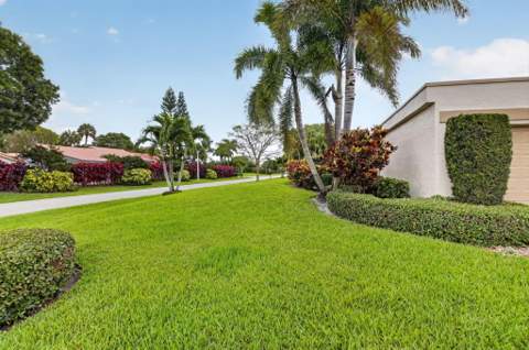 5580 Piping Rock Drive, Boynton Beach FL - photo 10 of 76